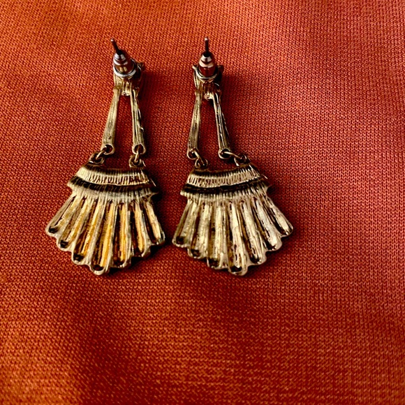 Lovisa - Picture 4 of 5